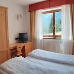 Hotel apartamentowy Panorama Falcade