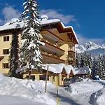 Panorama Hotel apartamentowy 3*