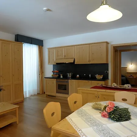 מלון דירות Panorama 3*