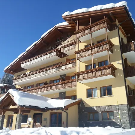 파노라마 3* 팔카데