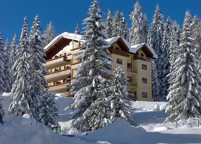 Panorama Apartmanhotel 3*