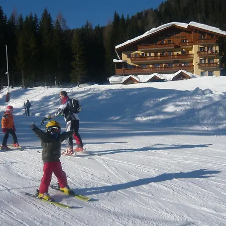 Panorama 3* Falcade