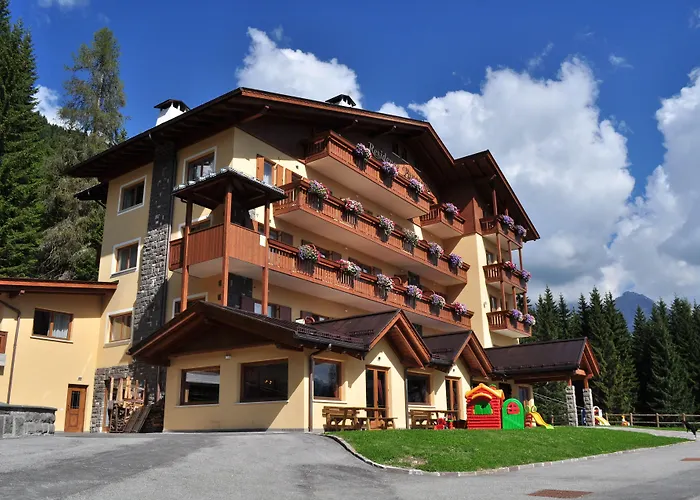 Panorama Aparthotel 3*